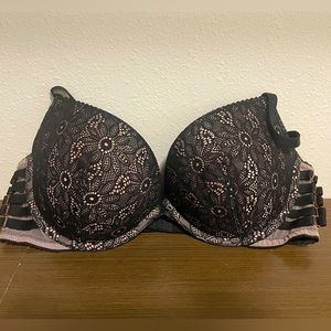 Victoria’s Secret Very Sexy push-up